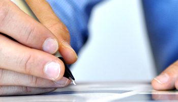 Carreira pública ou carreira na advocacia: qual devo seguir?