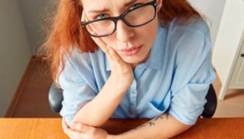 Assédio moral no trabalho: como reagir a uma situação assim?