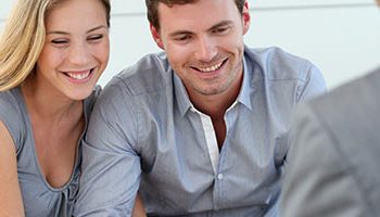Relacionamentos afetivos no trabalho: como lidar com essa situação?